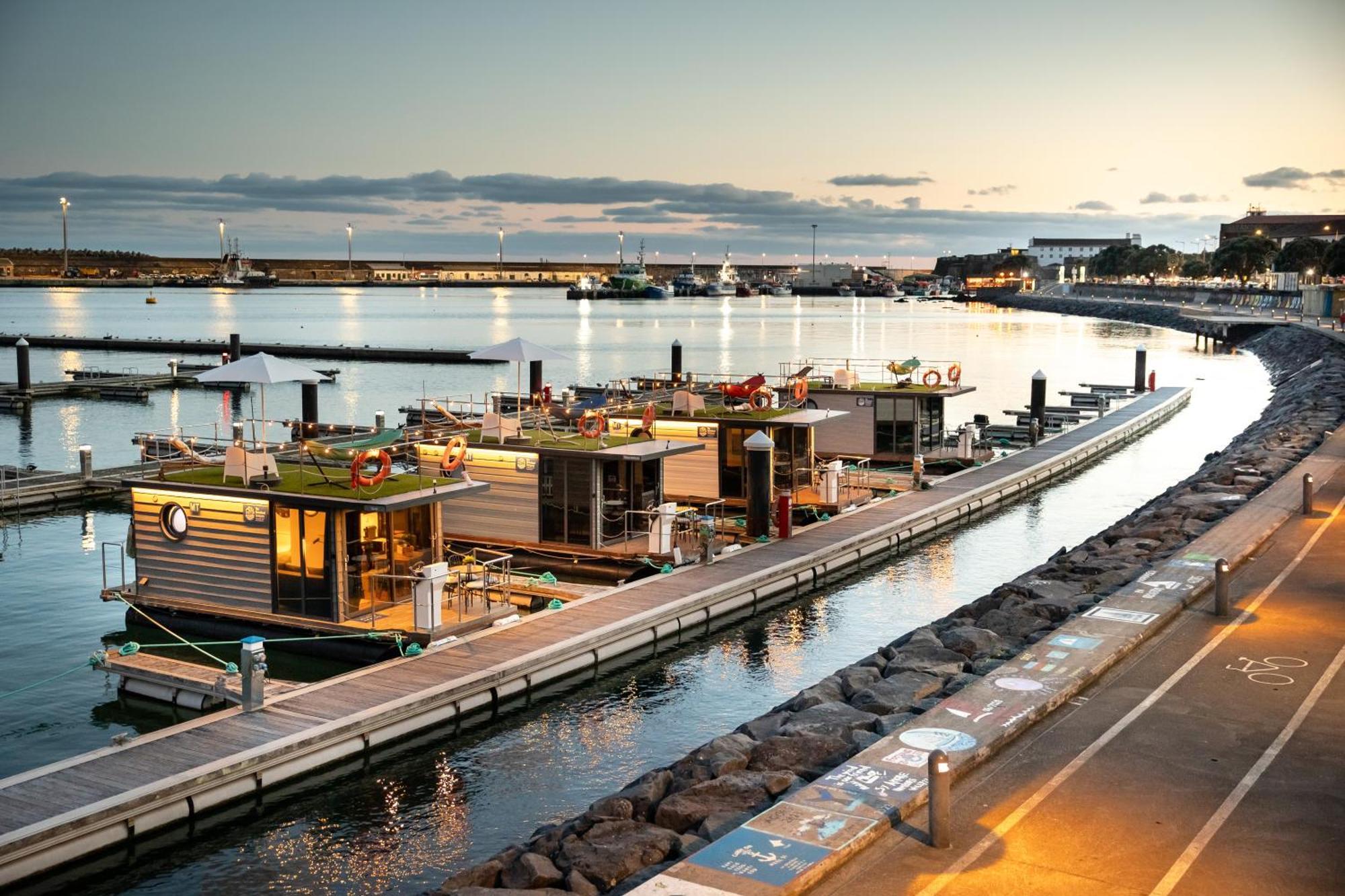 The Homeboat Company Ponta Delgada-Acores エクステリア 写真
