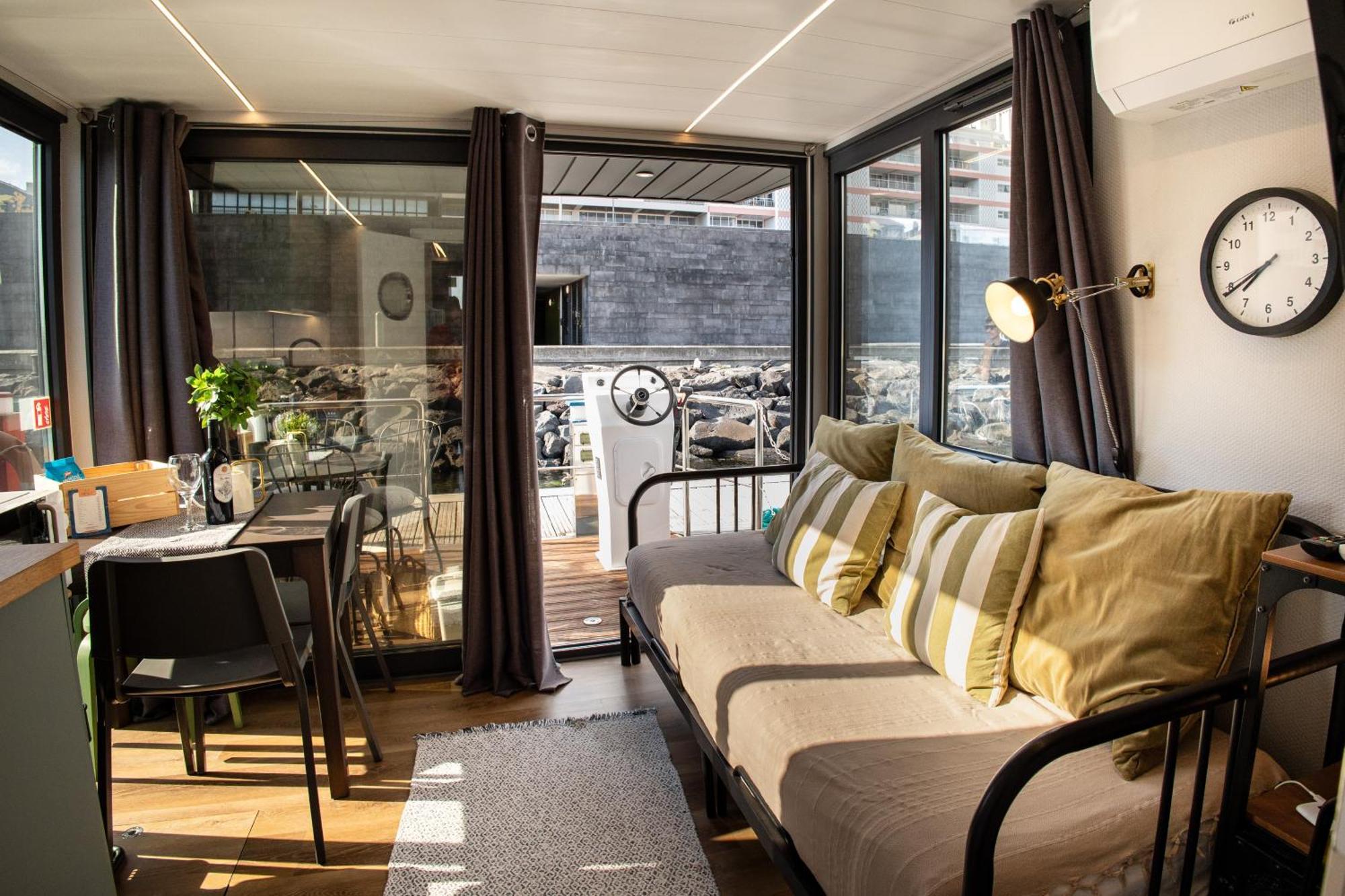 The Homeboat Company Ponta Delgada-Acores エクステリア 写真